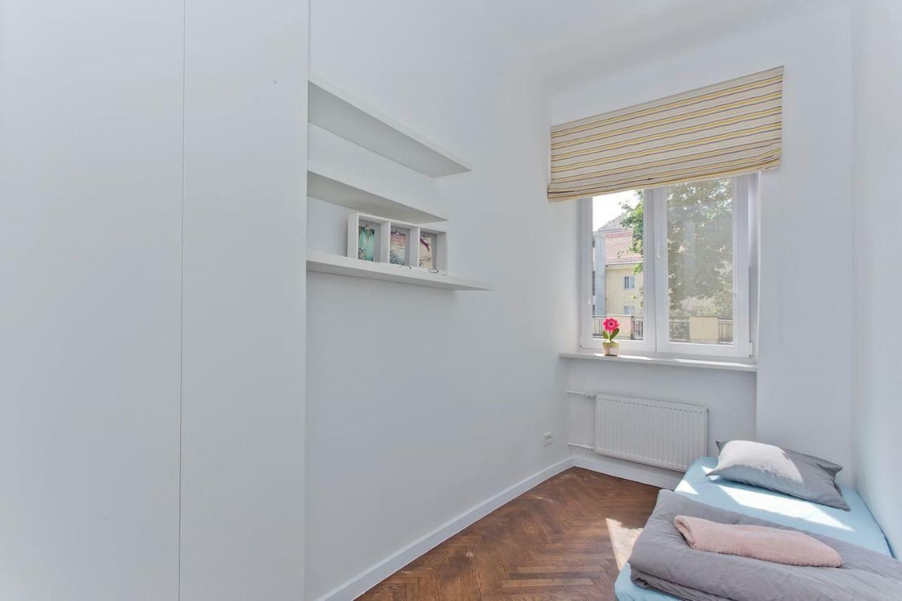 Luxury And Comfortable- Golden Apartments- Royal Street Varsó Kültér fotó